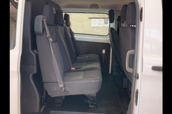 Ford Transit Custom 340 2.0 TDCI L2H1 Trend DC 170pk | Automaat | Dubbele Cabine | 6-persoons | Trekhaak | Navigatie | Camera | Verwarmd voorruit