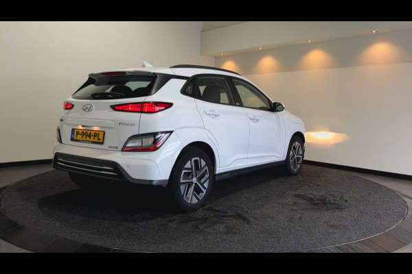 Hyundai Kona EV Comfort 39 kWh - Verwarmde stoelen | Digitaal dashboard | Hill hold functie |