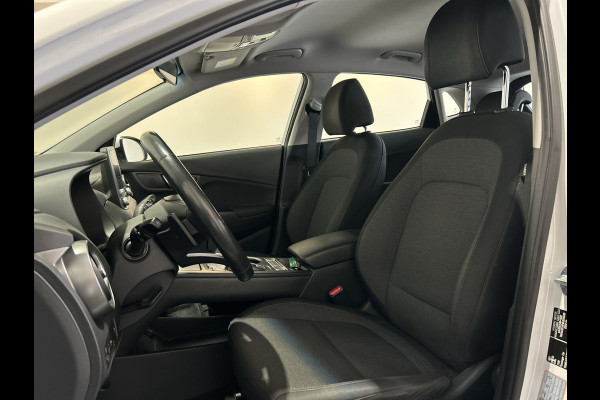 Hyundai Kona EV Comfort 39 kWh - Verwarmde stoelen | Digitaal dashboard | Hill hold functie |