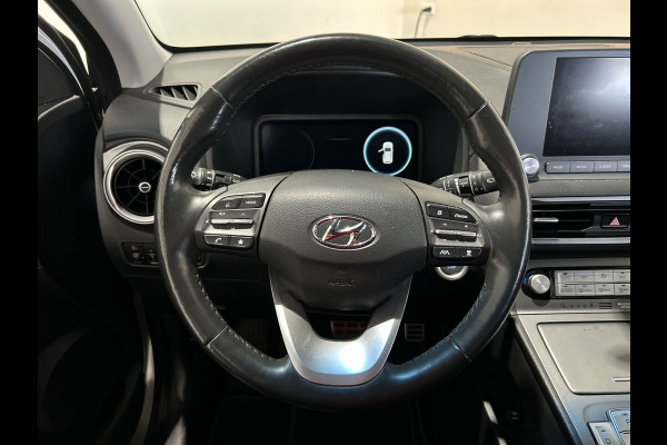 Hyundai Kona EV Comfort 39 kWh - Verwarmde stoelen | Digitaal dashboard | Hill hold functie |
