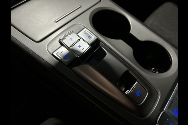 Hyundai Kona EV Comfort 39 kWh - Verwarmde stoelen | Digitaal dashboard | Hill hold functie |