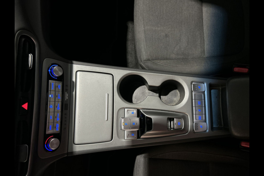 Hyundai Kona EV Comfort 39 kWh - Verwarmde stoelen | Digitaal dashboard | Hill hold functie |