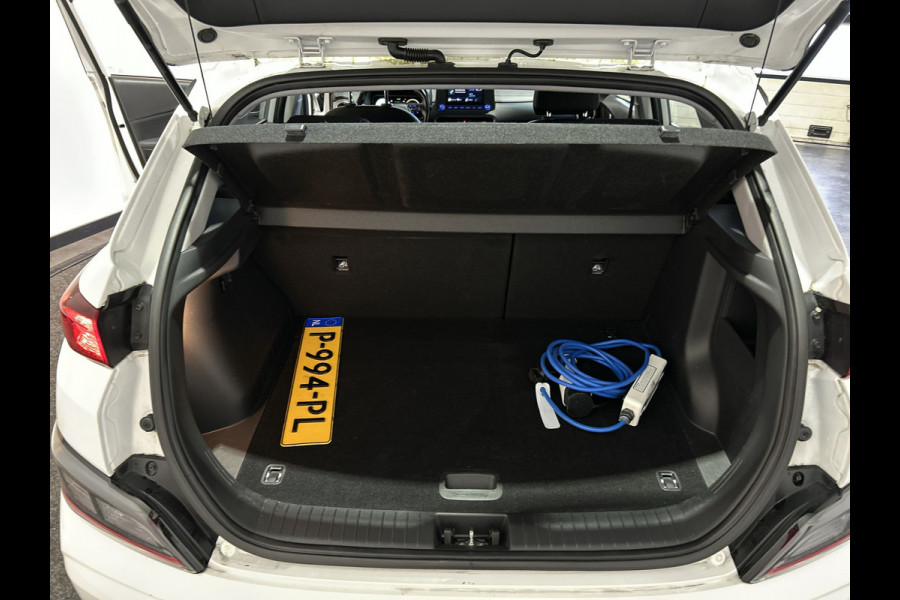 Hyundai Kona EV Comfort 39 kWh - Verwarmde stoelen | Digitaal dashboard | Hill hold functie |