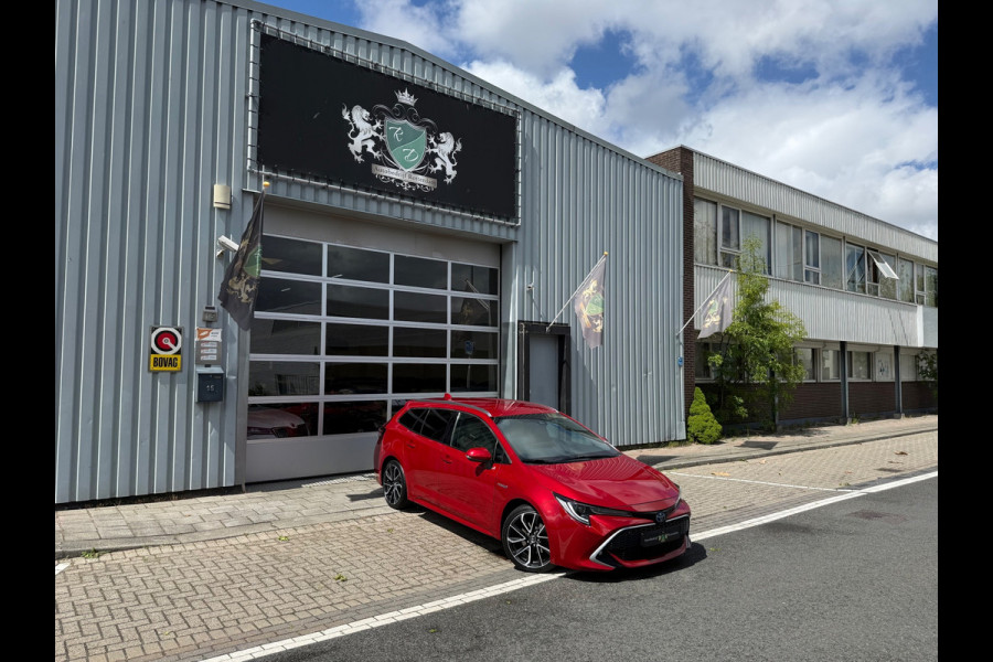 Toyota Corolla Touring Sports 2.0 Hybrid CAM/LMV18/NAVI/LEER