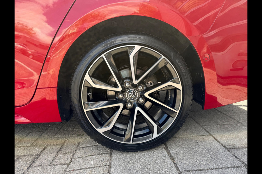Toyota Corolla Touring Sports 2.0 Hybrid CAM/LMV18/NAVI/LEER