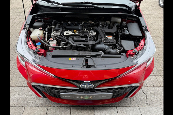 Toyota Corolla Touring Sports 2.0 Hybrid CAM/LMV18/NAVI/LEER