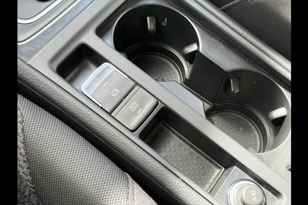 Volkswagen e-Golf e-Golf 1e Eigenaar,SOH % 84.64,Navi,Camera,Draadloos Opladen,Dealer Onderhouden,Clima,Adaptief Cruise,Carplay,Lm velgen,Apk tot 04-2027