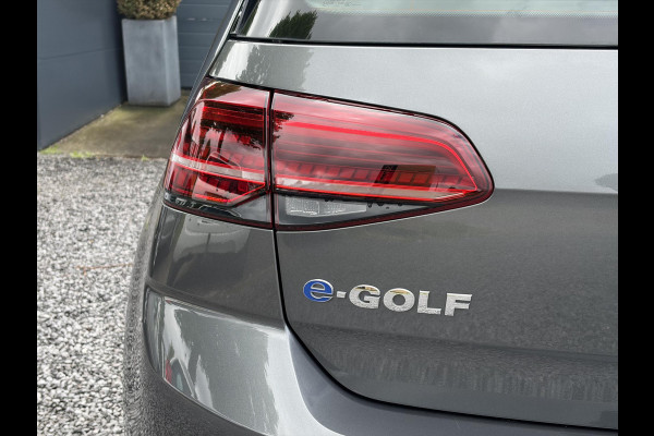 Volkswagen e-Golf e-Golf 1e Eigenaar,SOH % 84.64,Navi,Camera,Draadloos Opladen,Dealer Onderhouden,Clima,Adaptief Cruise,Carplay,Lm velgen,Apk tot 04-2027
