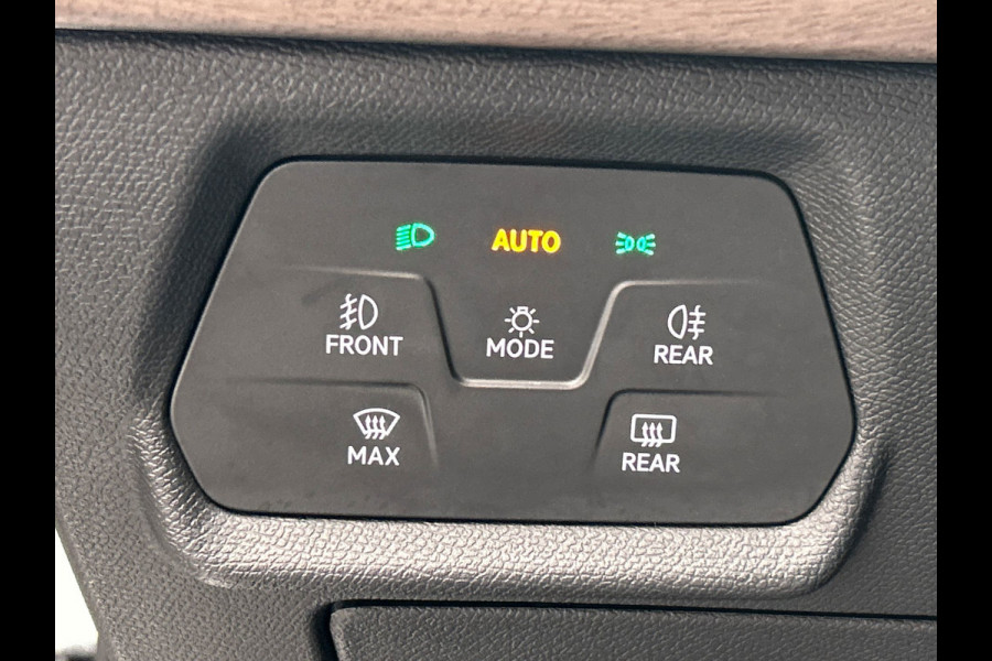 Seat Leon Sportstourer 1.4 TSI eHybrid PHEV Xcellence | Pano/Dak | Virtual/Cockpit | Camera | Stoelverwarming