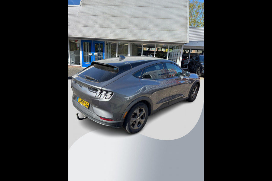 Ford Mustang Mach-E Extended RWD 98 kWh | 286pk | Trekhaak | Achteruitrijcamera | Navigatie | Winterpack |