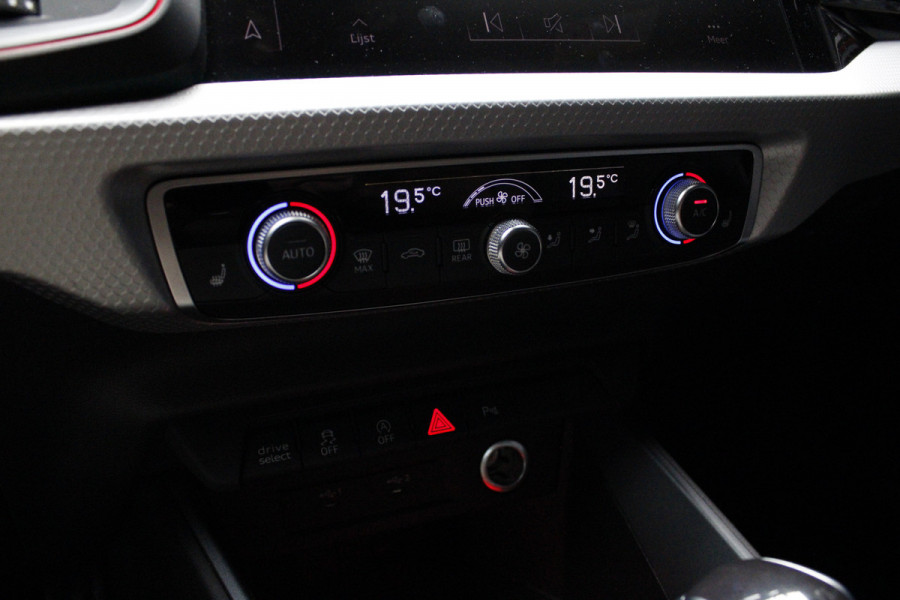 Audi A1 Sportback 40 TFSI S- Line Leder Camera Navi Virtual Climate Sonos PDC LM velgen Stoelverwarming Carplay BTW auto