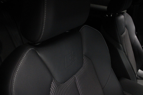 Audi A1 Sportback 40 TFSI S- Line Leder Camera Navi Virtual Climate Sonos PDC LM velgen Stoelverwarming Carplay BTW auto