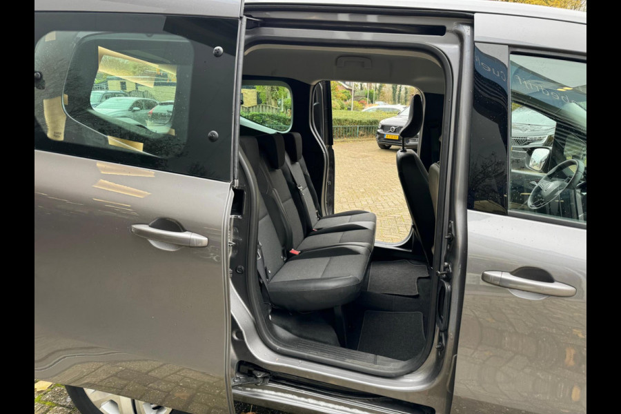 Renault Kangoo TCe 130 EDC Equilibre Navi / P-sensoren / Cruise control / Trekhaak / Dakrails