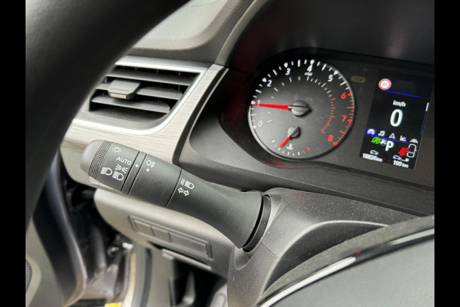 Renault Kangoo TCe 130 EDC Equilibre Navi / P-sensoren / Cruise control / Trekhaak / Dakrails