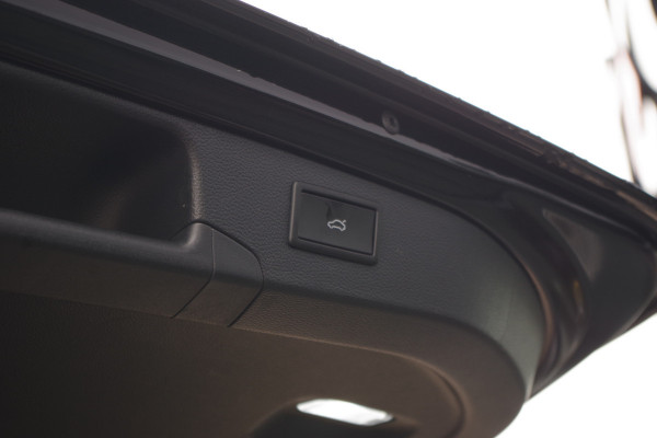 Škoda Superb Combi 1.5 TSI PHEV 204 PK Sportline, Panoramadak, Trekhaak, Head-Up Display