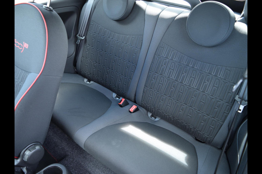 Fiat 500C 1.0 Hybrid RED CABRIO | CAMERA | AIRCO | LICHTMETALEN VELGEN | 18.646 km!