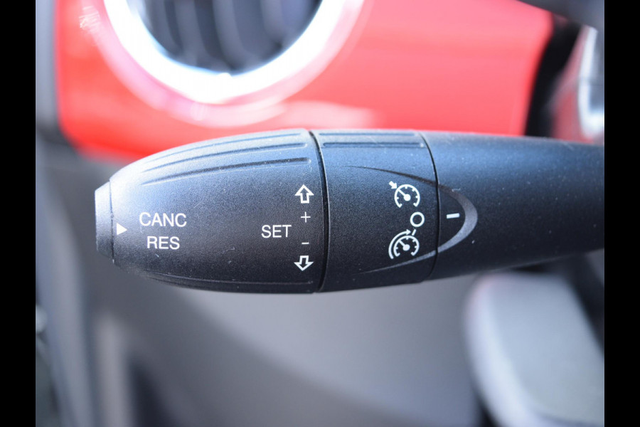 Fiat 500C 1.0 Hybrid RED CABRIO | CAMERA | AIRCO | LICHTMETALEN VELGEN | 18.646 km!