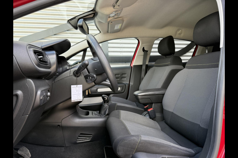 Citroën C3 1.2 PureTech Feel Edition Navi|Carplay|D-riem vv in 2023|Trekhaak|PDC|Clima|Cruise|N.A.P|APK tot 09-2026