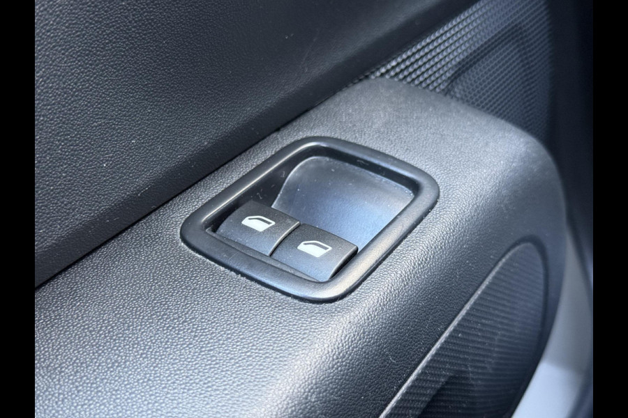 Citroën C3 1.2 PureTech Feel Edition Navi|Carplay|D-riem vv in 2023|Trekhaak|PDC|Clima|Cruise|N.A.P|APK tot 09-2026