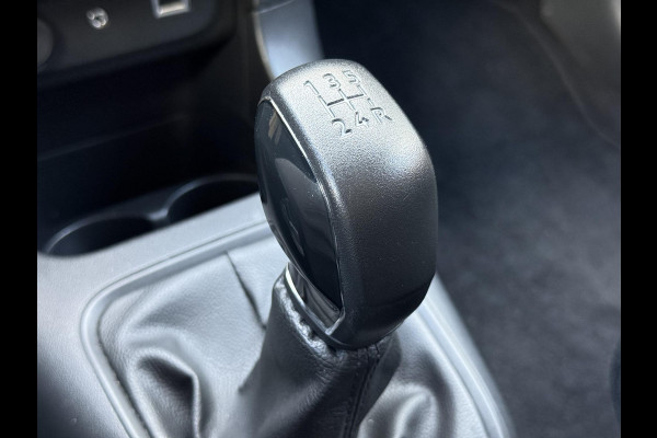 Citroën C3 1.2 PureTech Feel Edition Navi|Carplay|D-riem vv in 2023|Trekhaak|PDC|Clima|Cruise|N.A.P|APK tot 09-2026