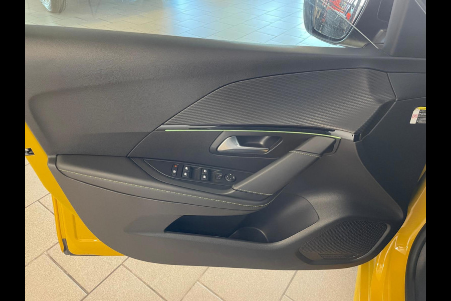 Peugeot 208 1.2 PureTech GT AIRCO NAVI CRUISE BLUETOOTH APPLE CARPLAY VELGEN METALLIC LAK ZEER NETTE AUTO