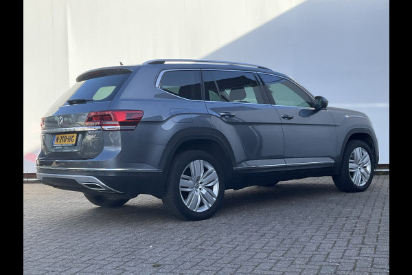 Volkswagen TERAMONT 7-Peroons 3.6 VR6 277pk 7-Pers Pano Memory Stoelverw+Ventilatie 360° Leer BOMVOL!