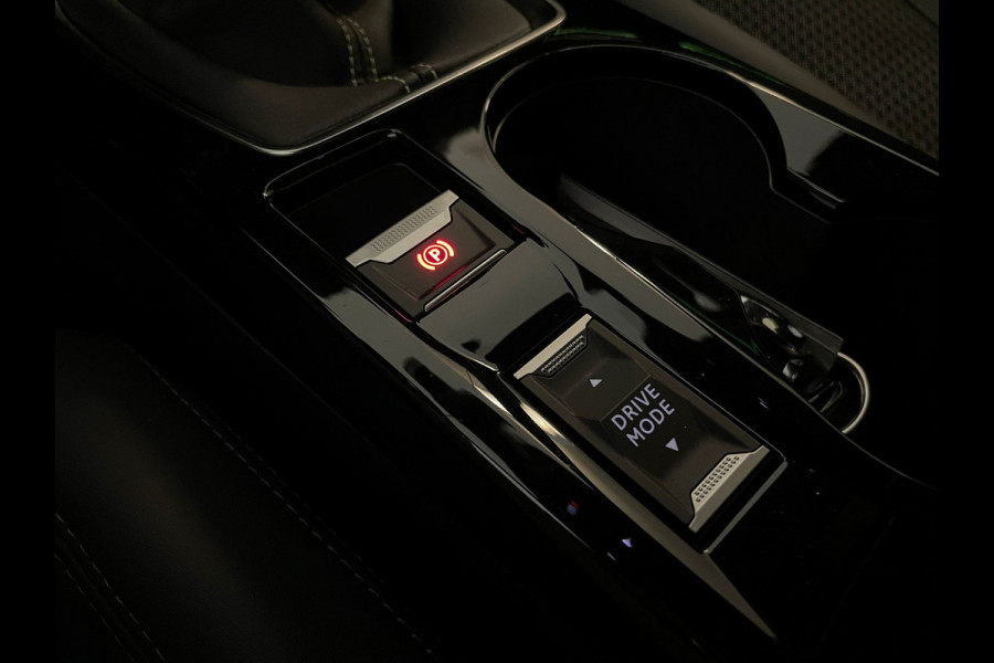 Peugeot 208 1.2 PureTech GT AIRCO NAVI CRUISE BLUETOOTH APPLE CARPLAY VELGEN METALLIC LAK ZEER NETTE AUTO