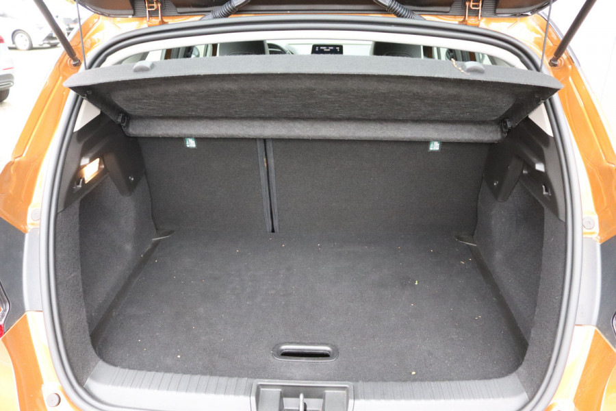 Renault Captur 1.0 TCe 90PK Intens Gr.-navigatie/Stoel-stuurverwarming/Camera/Navigatie/Parkeerhulp