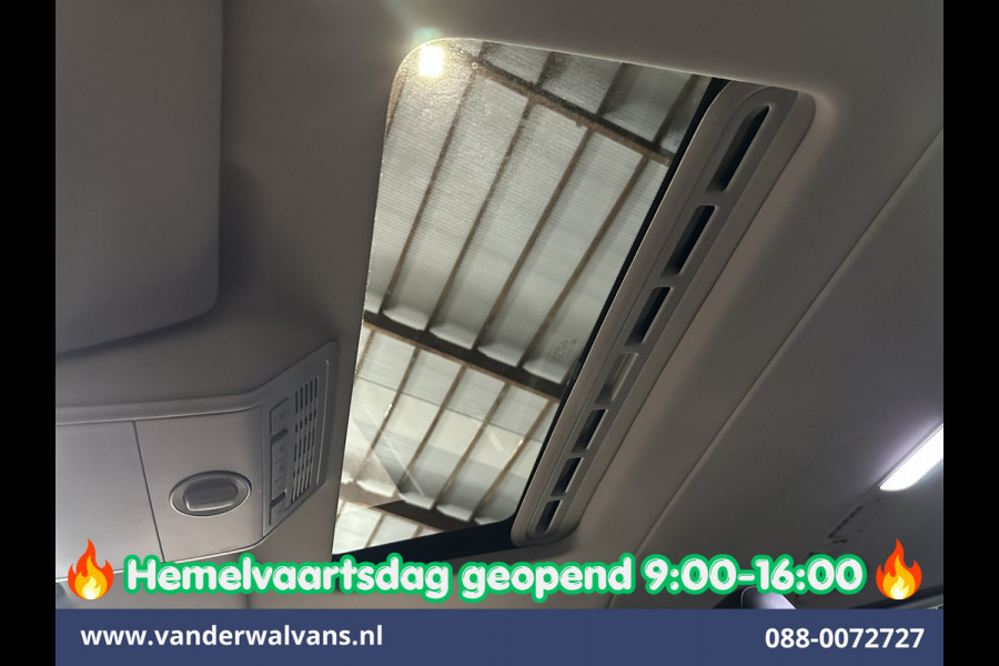 Volkswagen Transporter 2.0 TDI 204pk Automaat L2H1 Dubbele cabine Euro6 Airco | 2x Zijdeur | Leder | Navigatie | Camera | LED | Trekhaak | LM Velgen |  Cruisecontrol, Android Auto, Stoelverwarming, Verwarmde Voorruit, Parkeersensoren, panoramadak, 5-zits
