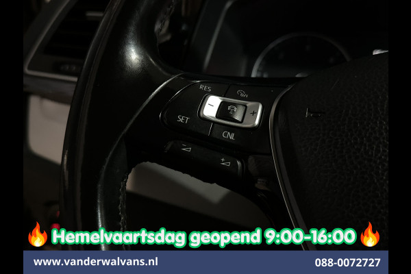 Volkswagen Transporter 2.0 TDI 204pk Automaat L2H1 Dubbele cabine Euro6 Airco | 2x Zijdeur | Leder | Navigatie | Camera | LED | Trekhaak | LM Velgen |  Cruisecontrol, Android Auto, Stoelverwarming, Verwarmde Voorruit, Parkeersensoren, panoramadak, 5-zits