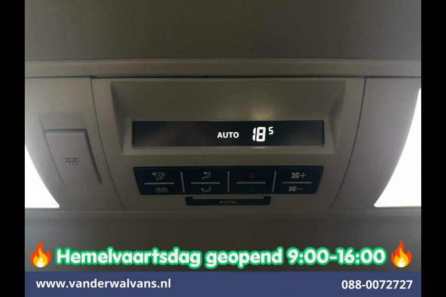 Volkswagen Transporter 2.0 TDI 204pk Automaat L2H1 Dubbele cabine Euro6 Airco | 2x Zijdeur | Leder | Navigatie | Camera | LED | Trekhaak | LM Velgen |  Cruisecontrol, Android Auto, Stoelverwarming, Verwarmde Voorruit, Parkeersensoren, panoramadak, 5-zits
