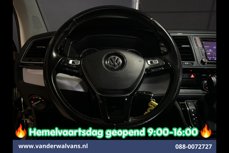 Volkswagen Transporter 2.0 TDI 204pk Automaat L2H1 Dubbele cabine Euro6 Airco | 2x Zijdeur | Leder | Navigatie | Camera | LED | Trekhaak | LM Velgen |  Cruisecontrol, Android Auto, Stoelverwarming, Verwarmde Voorruit, Parkeersensoren, panoramadak, 5-zits