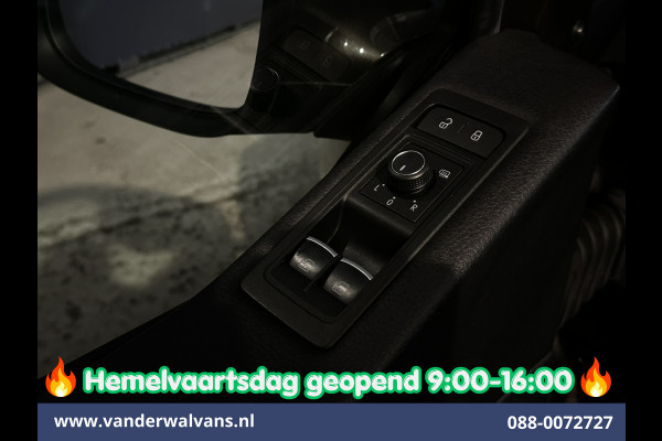 Volkswagen Transporter 2.0 TDI 204pk Automaat L2H1 Dubbele cabine Euro6 Airco | 2x Zijdeur | Leder | Navigatie | Camera | LED | Trekhaak | LM Velgen |  Cruisecontrol, Android Auto, Stoelverwarming, Verwarmde Voorruit, Parkeersensoren, panoramadak, 5-zits