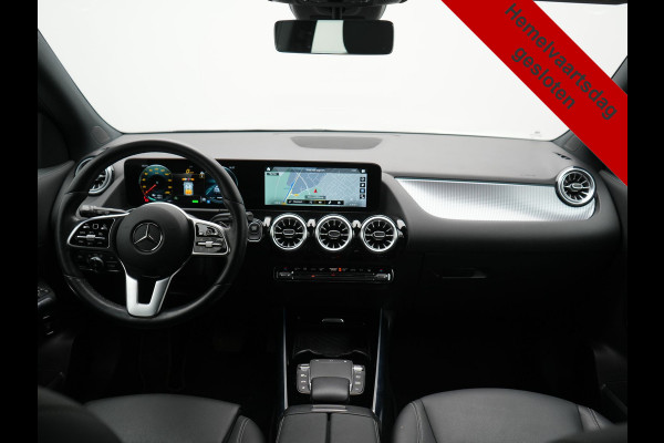 Mercedes-Benz EQA 250 Business Line 66 kWh 191pk Dealer O.H. | Panodak | MBUX Widescreen Navi | Camera | Stoelen & Stuur Verwarmd | Keyless | Blis | Apple Carplay | Sfeerverlichting | Park Assist | Navigatie | DAB | 18''L.M. |