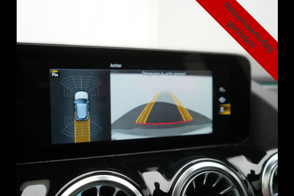 Mercedes-Benz EQA 250 Business Line 66 kWh 191pk Dealer O.H. | Panodak | MBUX Widescreen Navi | Camera | Stoelen & Stuur Verwarmd | Keyless | Blis | Apple Carplay | Sfeerverlichting | Park Assist | Navigatie | DAB | 18''L.M. |