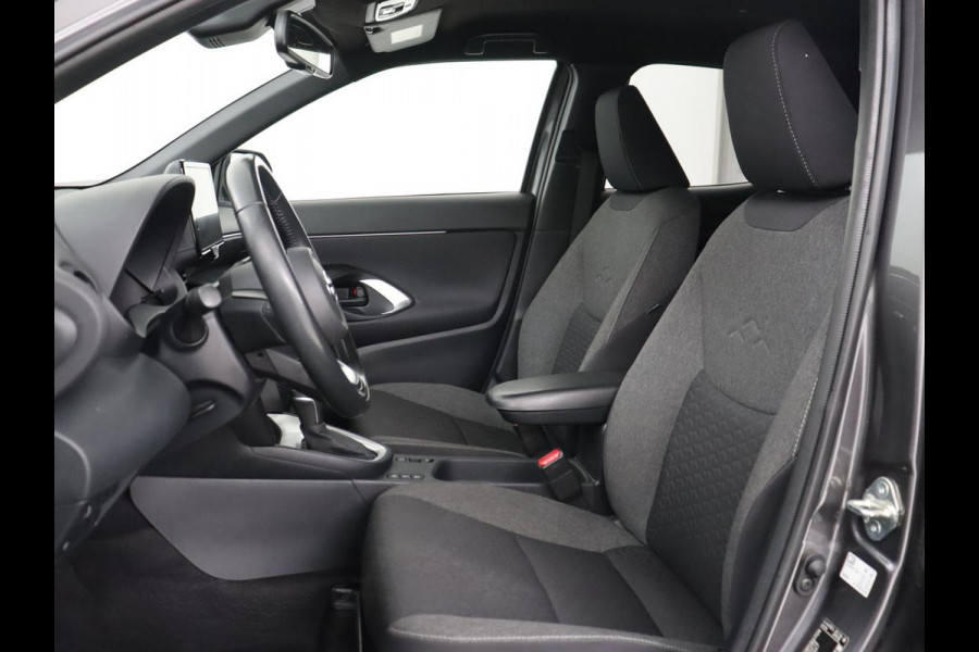 Toyota Yaris Cross 1.5 Hybrid Business Plus | Adaptive cruise | Carplay | Navigatie | Keyless | Full LED | Camera | Climate control | Bluetooth | DAB | Getint glas