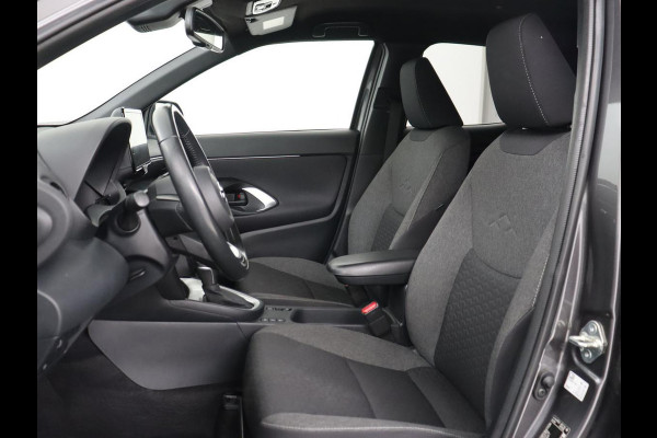 Toyota Yaris Cross 1.5 Hybrid Business Plus | Adaptive cruise | Carplay | Navigatie | Keyless | Full LED | Camera | Climate control | Bluetooth | DAB | Getint glas