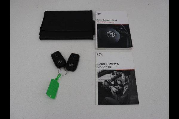 Toyota Yaris Cross 1.5 Hybrid Business Plus | Adaptive cruise | Carplay | Navigatie | Keyless | Full LED | Camera | Climate control | Bluetooth | DAB | Getint glas