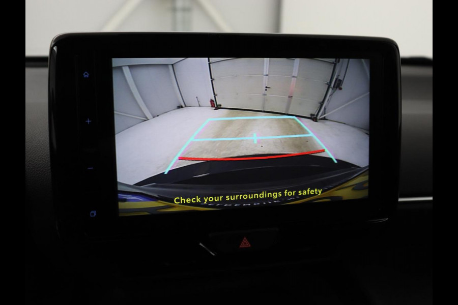 Toyota Yaris Cross 1.5 Hybrid Business Plus | Adaptive cruise | Carplay | Navigatie | Keyless | Full LED | Camera | Climate control | Bluetooth | DAB | Getint glas
