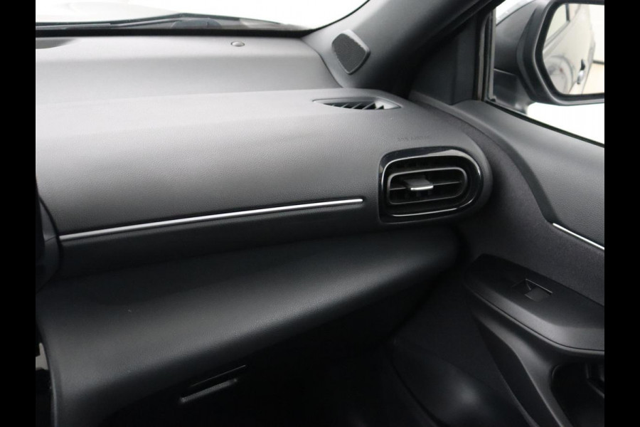 Toyota Yaris Cross 1.5 Hybrid Business Plus | Adaptive cruise | Carplay | Navigatie | Keyless | Full LED | Camera | Climate control | Bluetooth | DAB | Getint glas