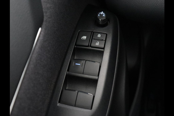 Toyota Yaris Cross 1.5 Hybrid Business Plus | Adaptive cruise | Carplay | Navigatie | Keyless | Full LED | Camera | Climate control | Bluetooth | DAB | Getint glas
