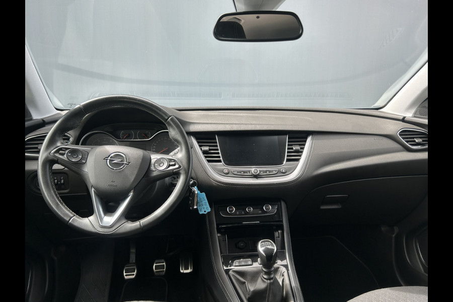 Opel Grandland X BWJ 2020 | 1.2T 131PK Bus Executive | TREKHAAK | CLIMA | CARPLAY | NAVIGATIE | PDC 2X | LICHTMETAAL |