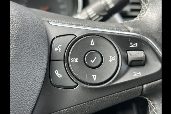Opel Grandland X BWJ 2020 | 1.2T 131PK Bus Executive | TREKHAAK | CLIMA | CARPLAY | NAVIGATIE | PDC 2X | LICHTMETAAL |