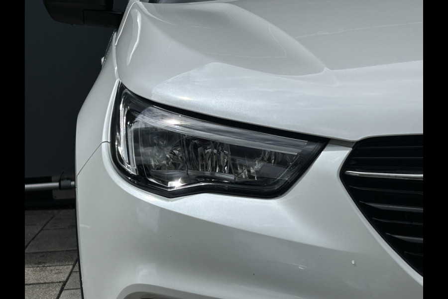 Opel Grandland X BWJ 2020 | 1.2T 131PK Bus Executive | TREKHAAK | CLIMA | CARPLAY | NAVIGATIE | PDC 2X | LICHTMETAAL |