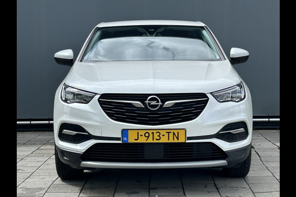 Opel Grandland X BWJ 2020 | 1.2T 131PK Bus Executive | TREKHAAK | CLIMA | CARPLAY | NAVIGATIE | PDC 2X | LICHTMETAAL |