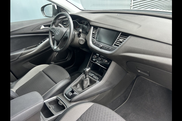 Opel Grandland X BWJ 2020 | 1.2T 131PK Bus Executive | TREKHAAK | CLIMA | CARPLAY | NAVIGATIE | PDC 2X | LICHTMETAAL |