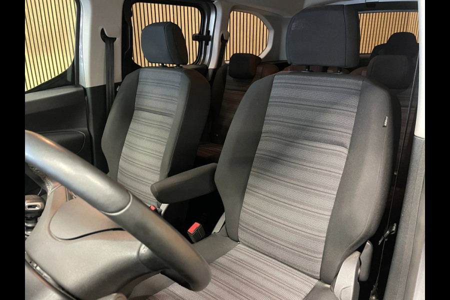Opel Combo Tour 1.2 Turbo L2H1 Edition|7-PERSOONS|NIEUWSTAAT|CAMERA|CARPLAY/ANDROID|LANE-ASS.|SIDEBAR|START/STOP|STUURVERW|CRUISE|
