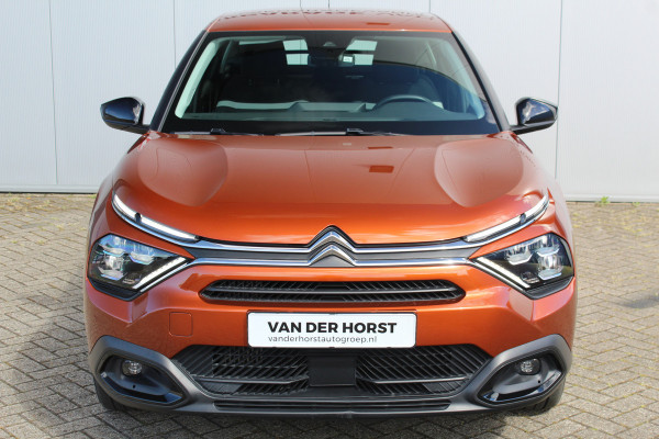 Citroën C4 1.2-130pk 'Iconic' AUTOMAAT ! Gun u het comfort en gemak van een automaat ! Autm. airco, Navigatie, Cruise Control, Climate Control dual, Lane assist, Stoelverwarming, Camera, Apple CarPlay/Android auto etc.