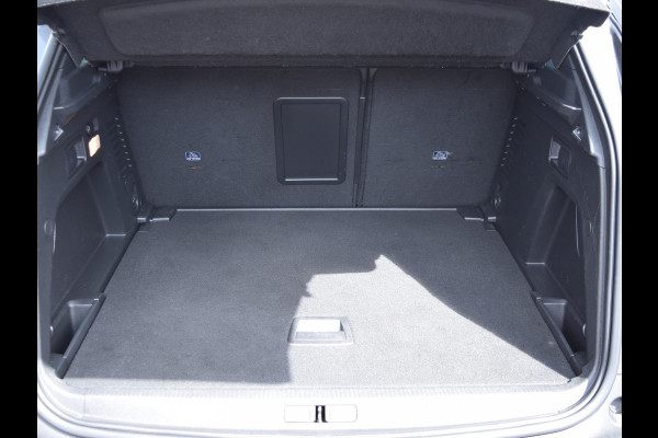 Peugeot 3008 1.2 PureTech Allure Pack Business NAVI & CARPLAY | CAMERA & SENSOREN | E.C.C. |