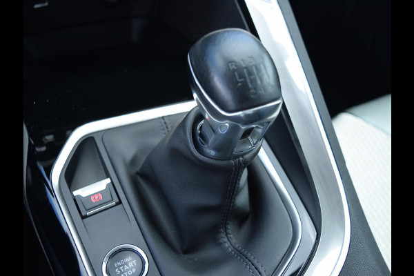 Peugeot 3008 1.2 PureTech Allure Pack Business NAVI & CARPLAY | CAMERA & SENSOREN | E.C.C. |